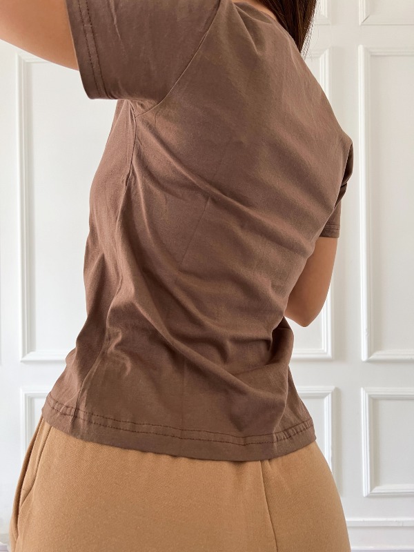 Camiseta Marrón TFBOD