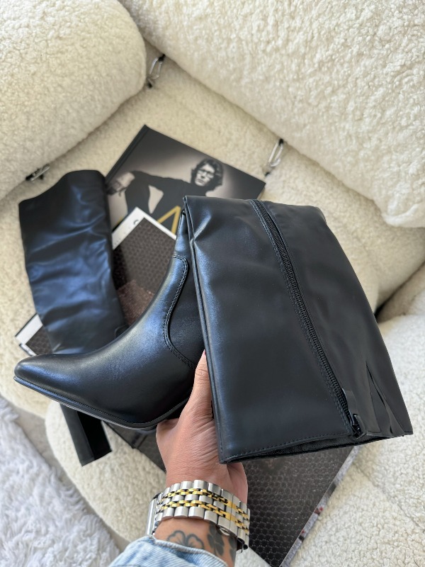 Botas Altas Negras