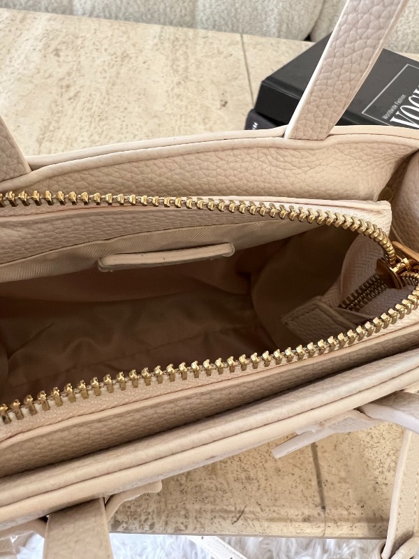 Cartera Classic Crema RP1