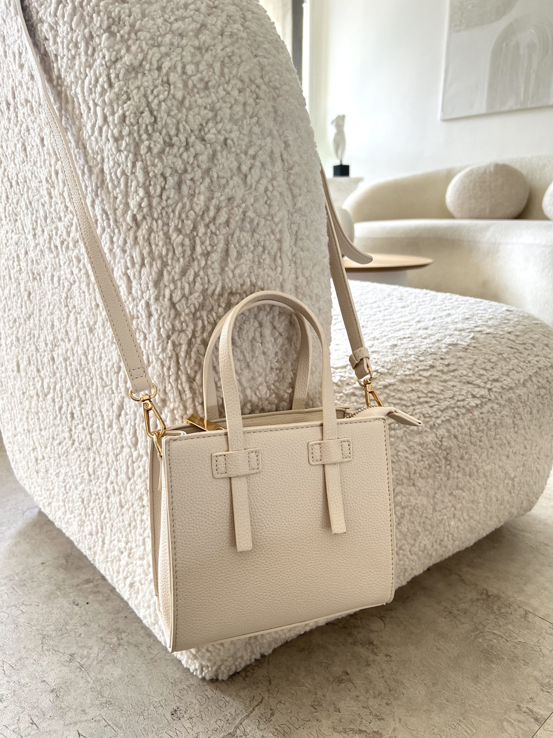 Cartera Classic Crema RP1