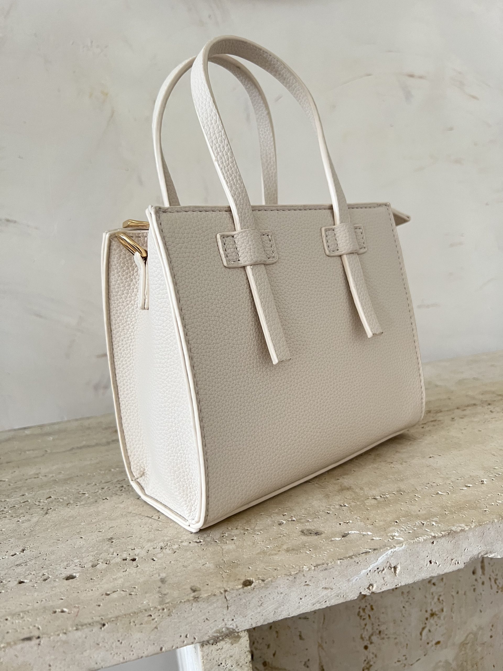 Cartera Classic Crema RP1