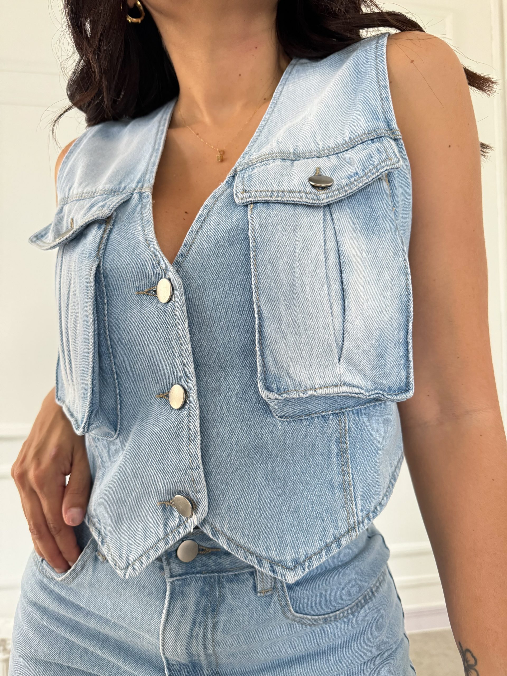 Chaleco de Jean Tipo Cargo dnw