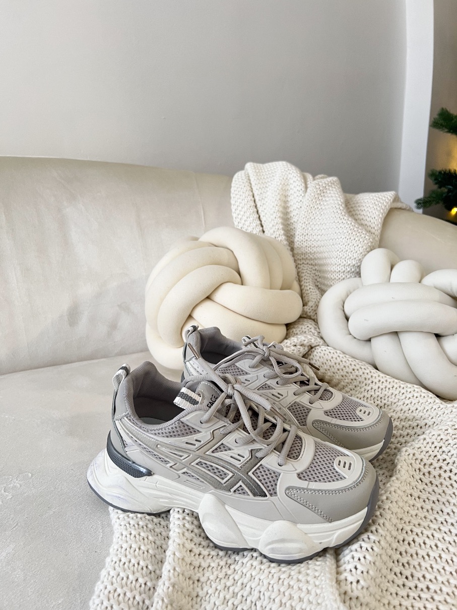 Calzado deportivo dad rio Grey