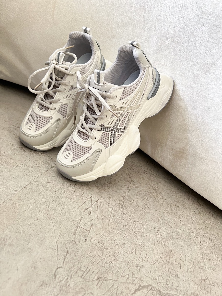 Calzado deportivo dad rio Grey