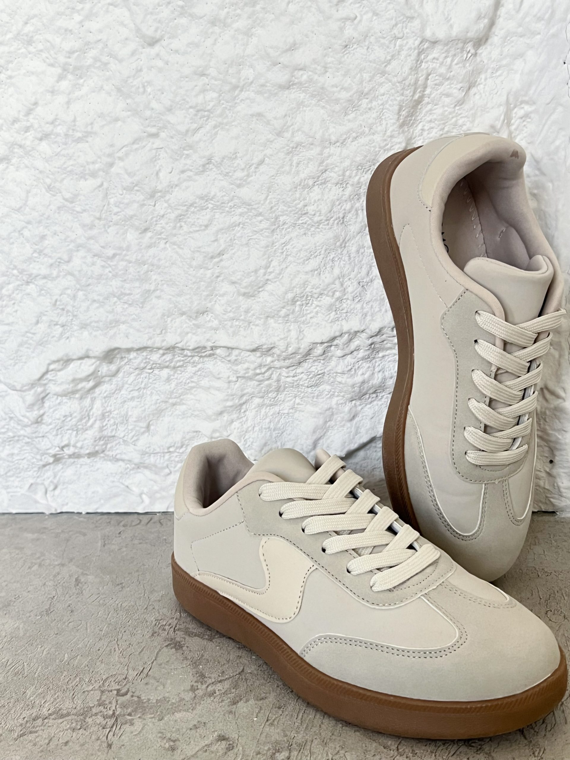 Calzado samba remus Beige