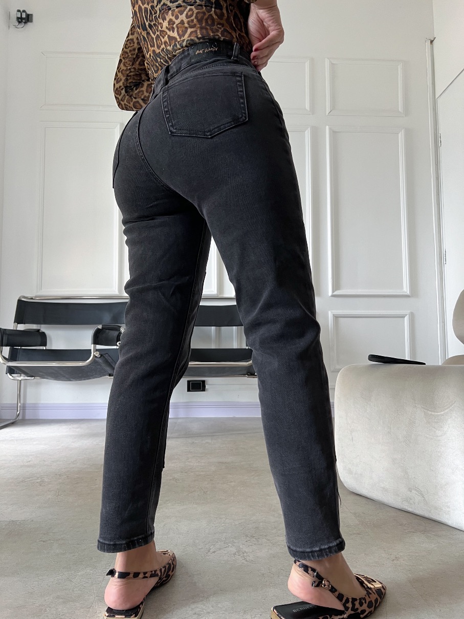 Mom Jean Cenizo most