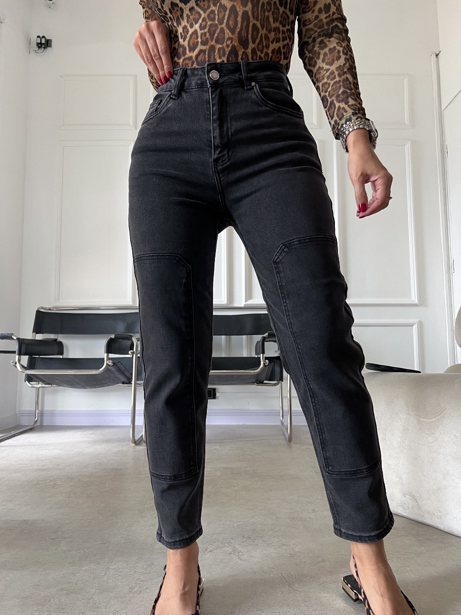 Mom Jean Cenizo most