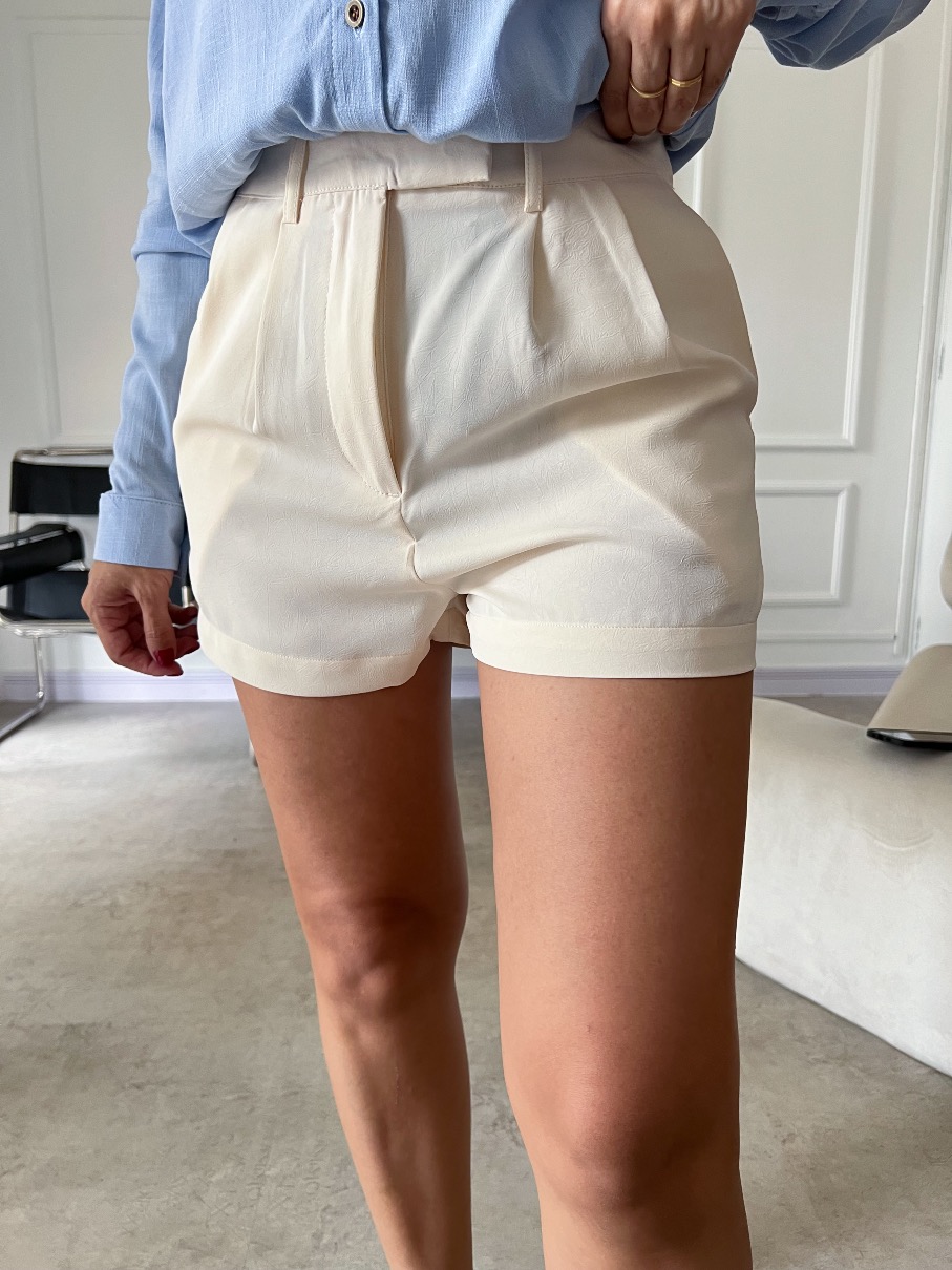 Short de Vestir Crema