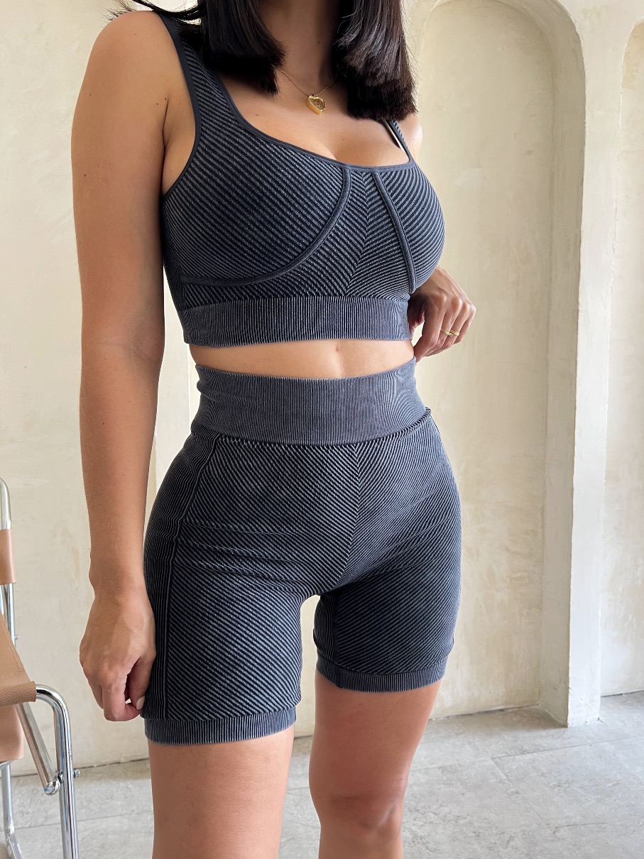 Conjunto Gris Aurora