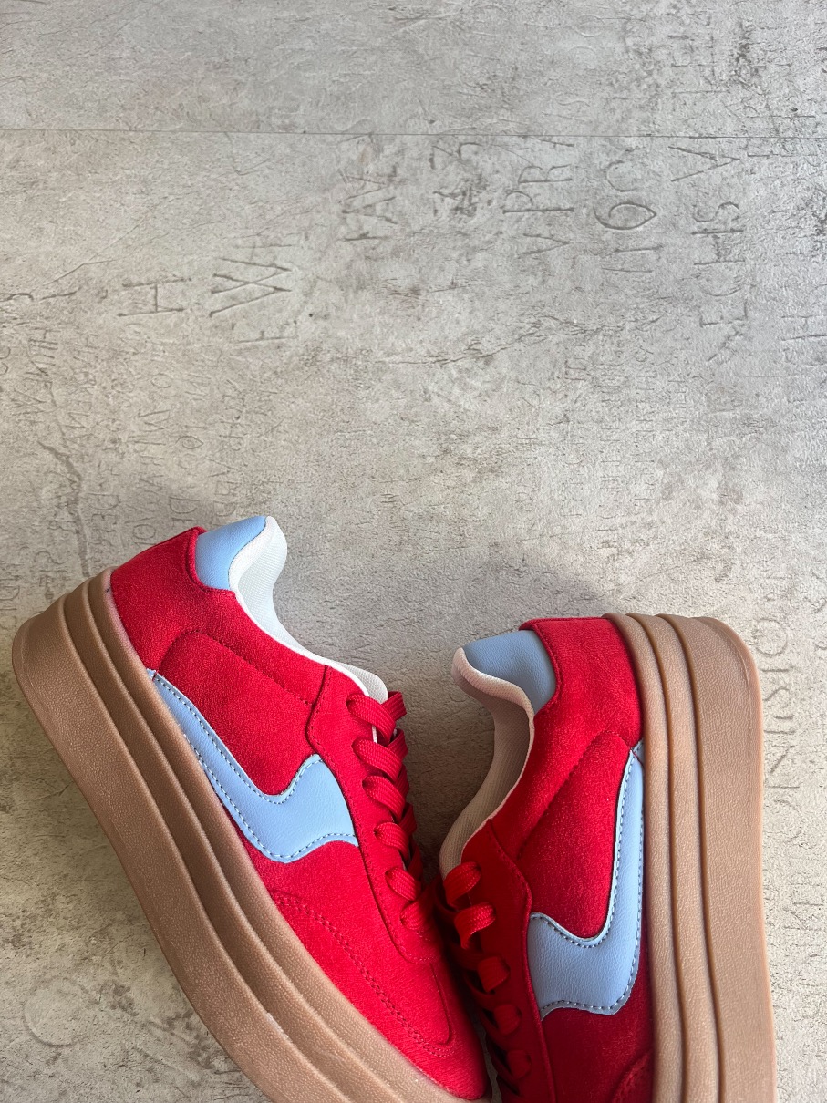 Calzado rojo samba plataforma