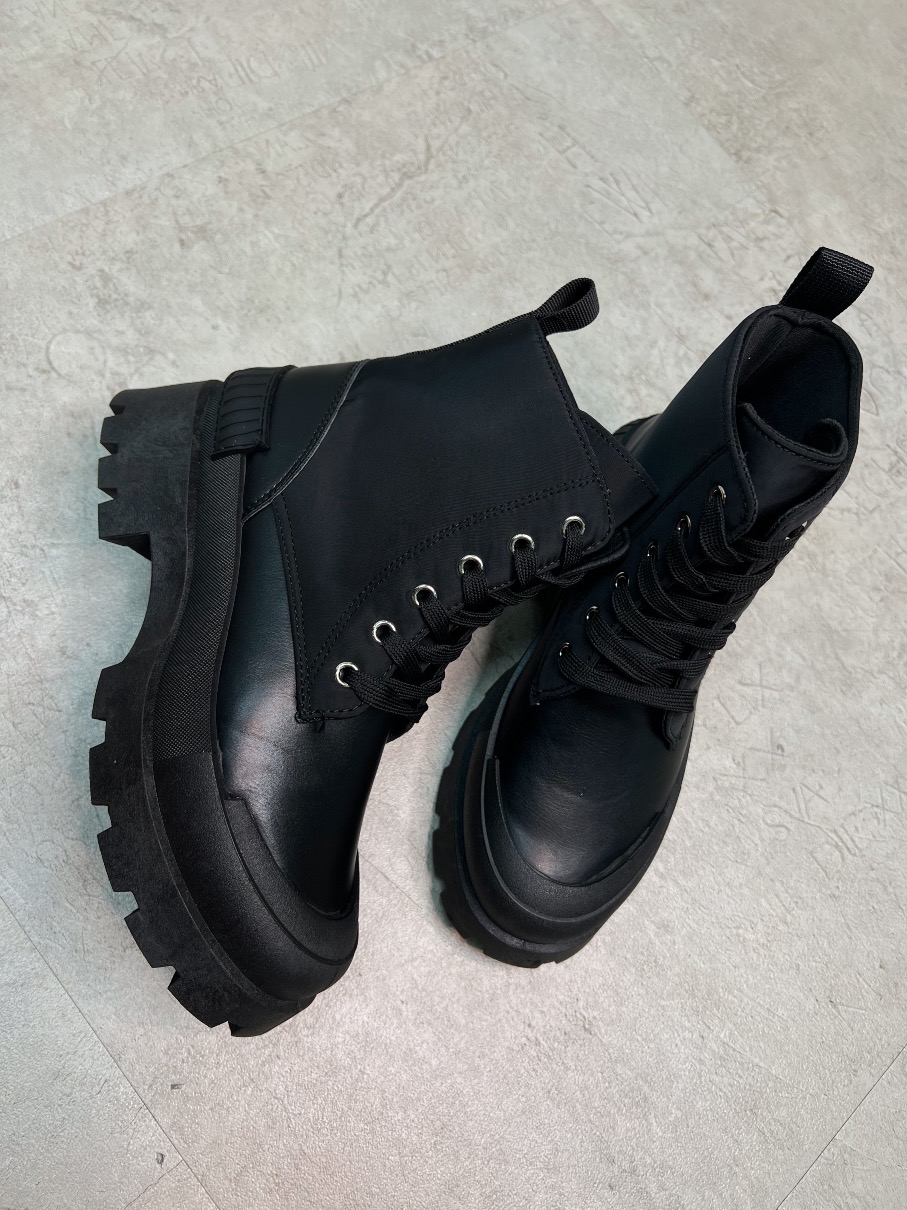 Botas trenzadas Combat
