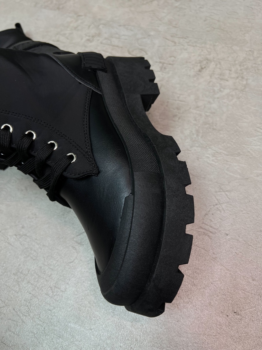 Botas trenzadas Combat