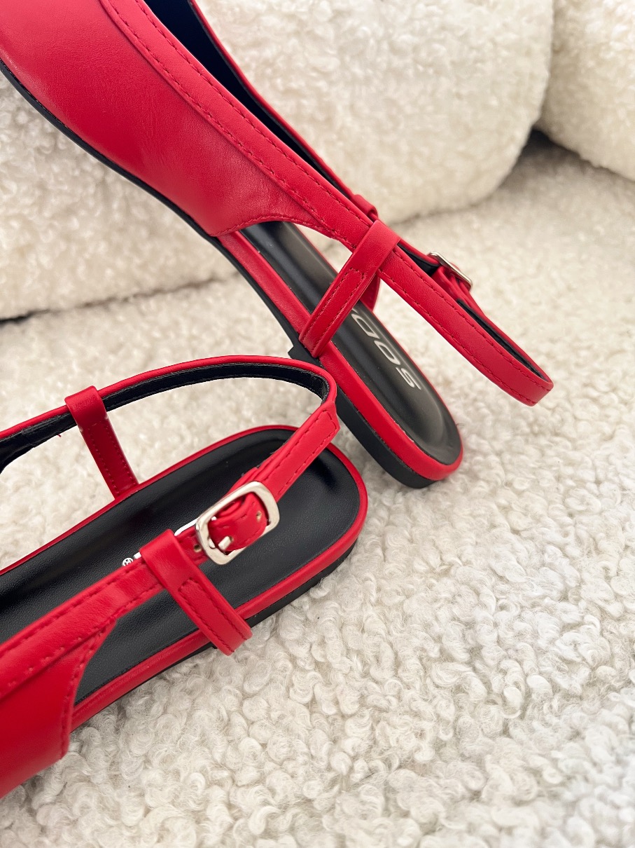 Zapatillas rojo detalle trenzado Scarlett