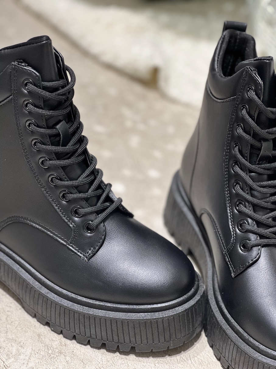 Botas trenzadas Combat Phase