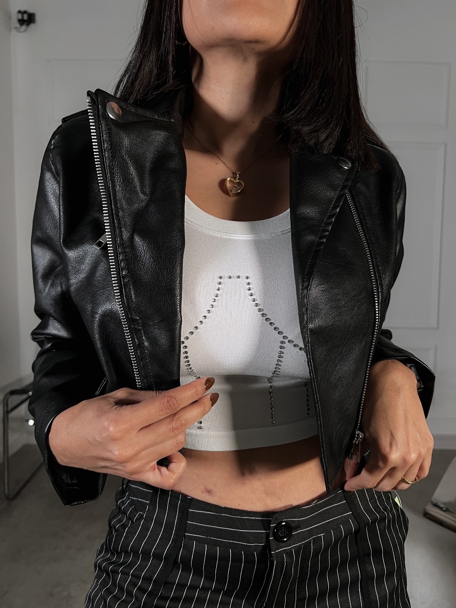 Chaqueta negra cuerina Bianca