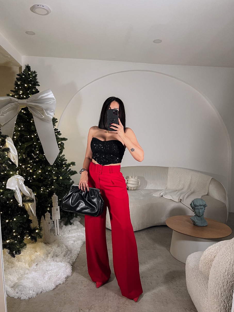 Pantalón rojo rebeca