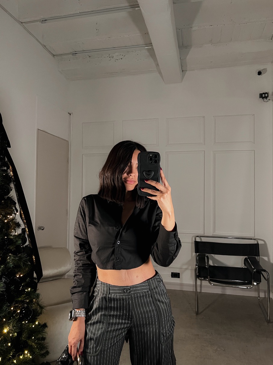 Camisa corta de botones negra Alice