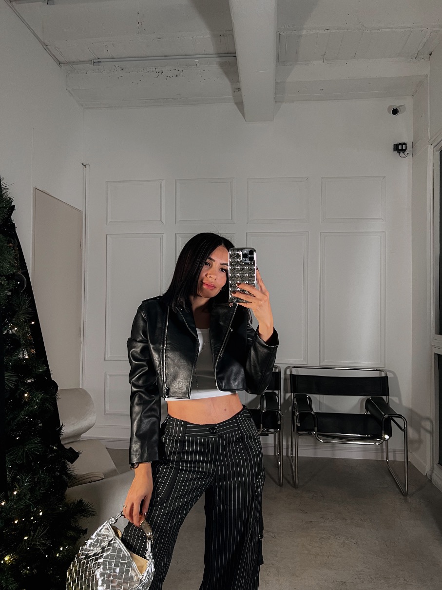 Chaqueta negra cuerina Bianca