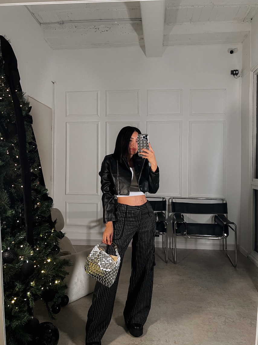 Pantalón cargo negro rayas Valeria