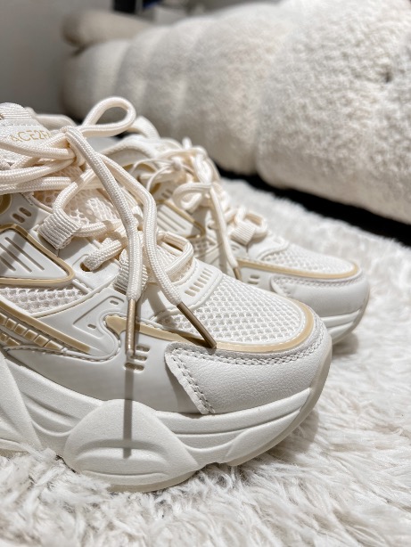 Calzado deportivo rosa