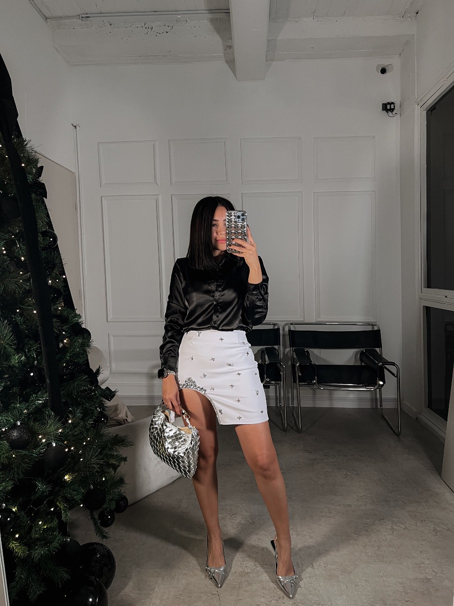 Falda blanca pedrería Nicole