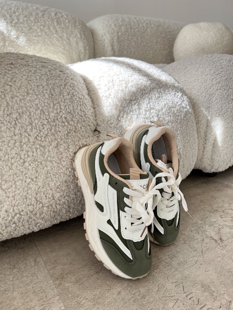 Calzado deportivo Army