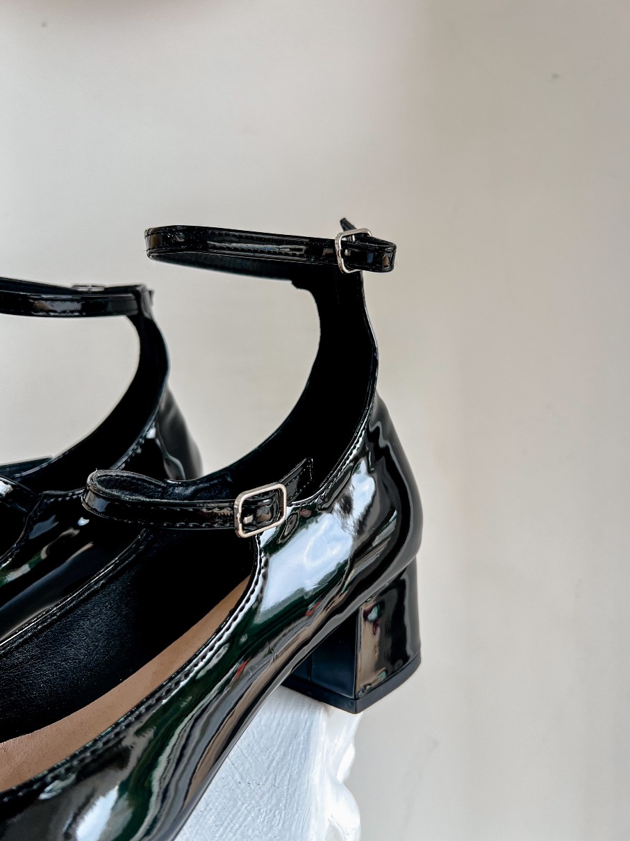 Calzado Negro Mary Jane