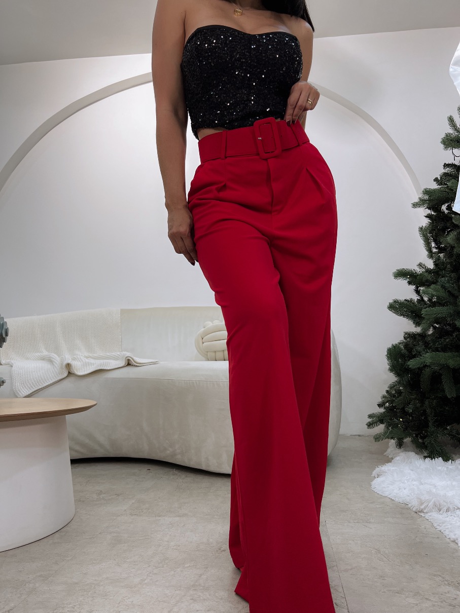 Pantalón rojo rebeca