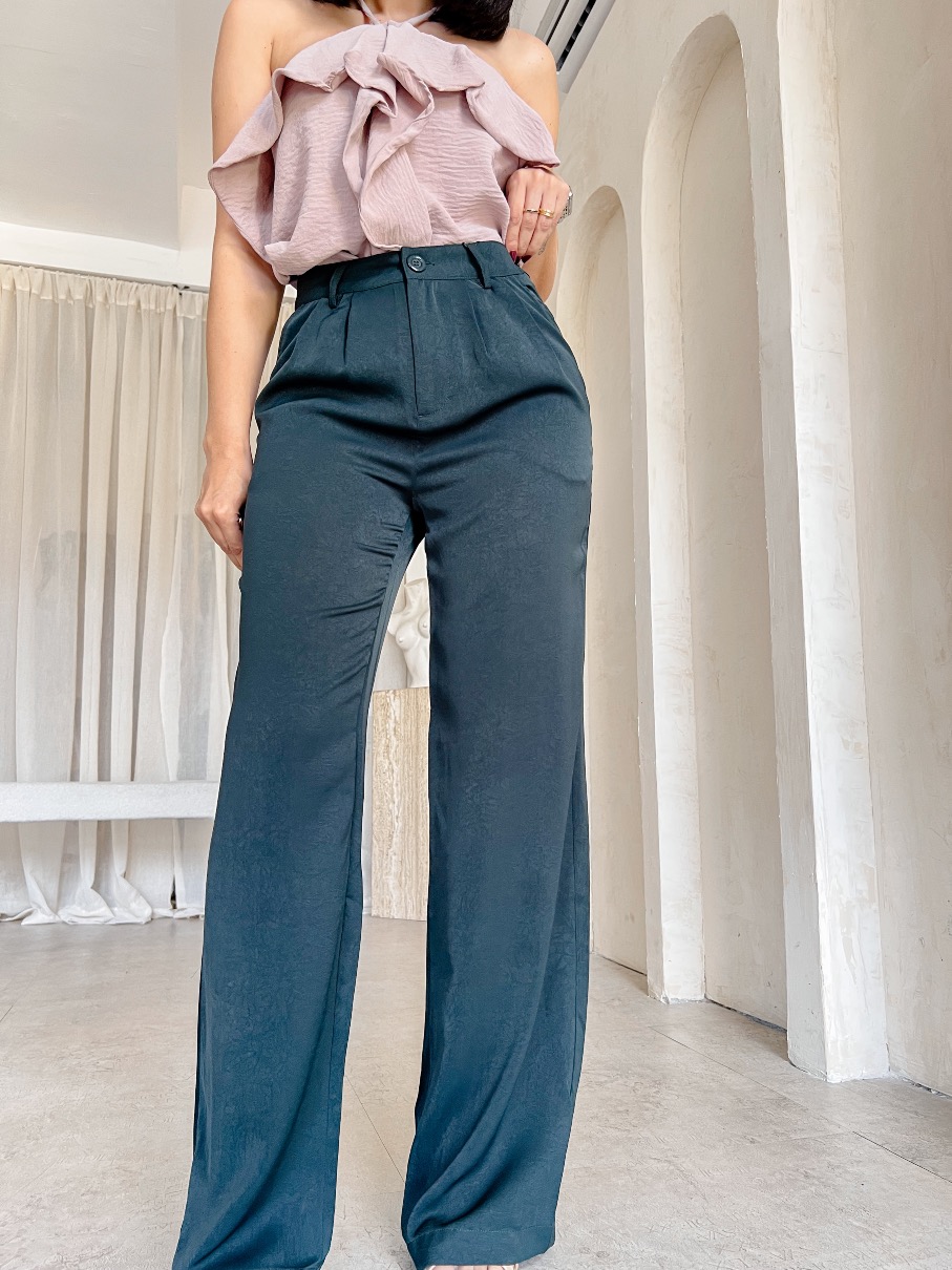 Pantalón con pinzas verde Chantal