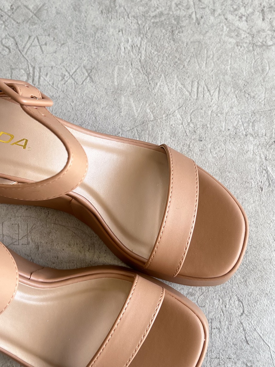 Sandalias Nude Plataforma Daisy